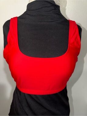 Red Scoop Neck Crop Tank Top - Women